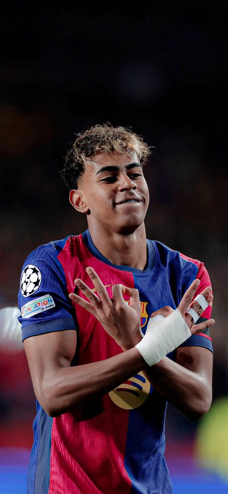 率队无缘世界杯，官方：喀麦隆国家队主帅布里斯下课（喀麦隆无缘世界杯后，官方宣布主帅布里斯下课）