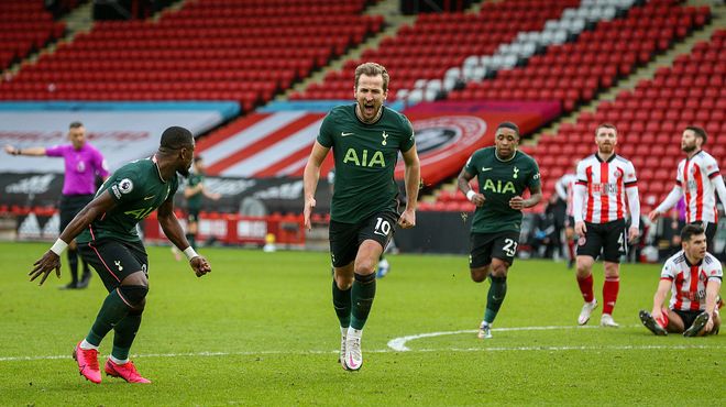 阿姆斯特丹市长：已对阿贾克斯球场燃放烟花一事展开调查（阿姆斯特丹市长宣布启动对阿贾克斯球场烟花事件的调查）