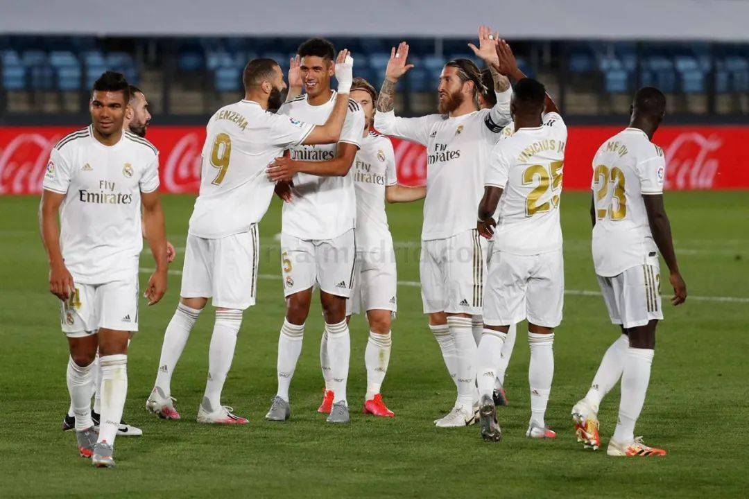 【英超联赛第18轮】利物浦vs狼队伤病名单最新（英超第18轮：利物浦对阵狼队最新伤病报告）