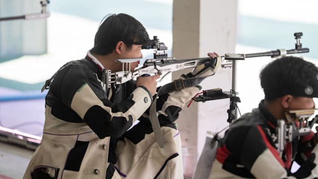 状态不错！江苏外援亨特替补13中7轰15分6板（手感在线！江苏外援亨特替补出战13投7中，砍下15分6板）