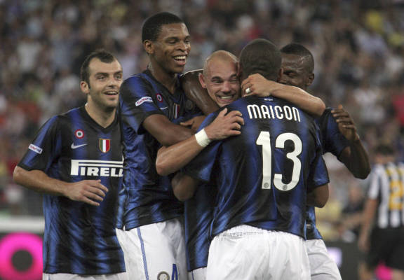 每体：巴萨仍在关注凯恩，等待他和拜仁的最终动向（每体：巴萨仍在追踪凯恩动态，等待他与拜仁最终决定）