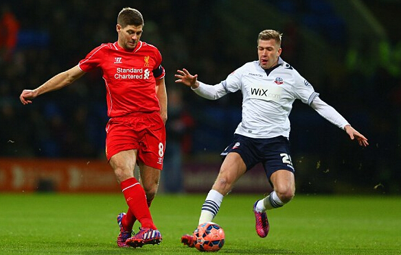 国足友谊赛战胜日本展现新阵容（国足友谊赛击败日本，崭新阵容亮相）