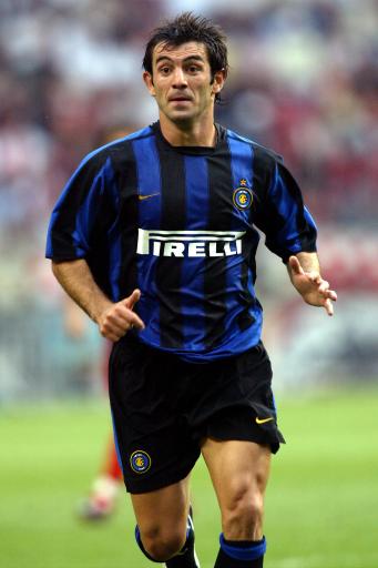 尤尔曼德：马扎腿部有些不适；霍夫曼预判强，是球队重要一员（尤尔曼德：马扎腿部轻微不适；霍夫曼预判能力突出，是队内重要一员）