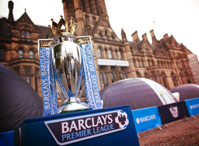 埃梅里：球迷们的支持非常重要，还需不断完善球队攻防体系（埃梅里：球迷支持至关重要，球队攻防仍需持续优化）