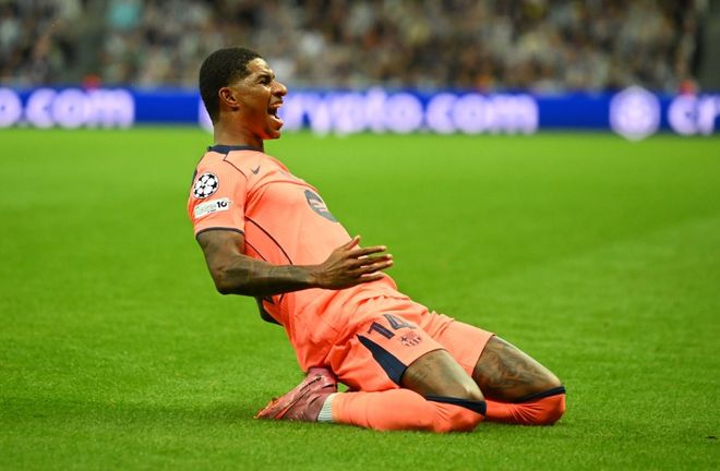 跟队：邓弗里斯脚踝疼痛未消除，可能告别2025年剩余比赛（随队消息：邓弗里斯脚踝疼痛未愈，恐缺席2025年剩余赛程）