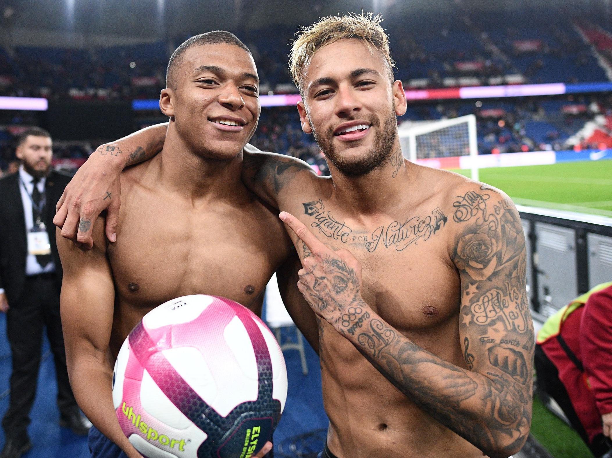 海港0-0柔佛新山，陈威12次扑救，加布里埃尔、冯劲失良机（海港与柔佛新山互交白卷：陈威12次扑救，加布里埃尔、冯劲失良机）