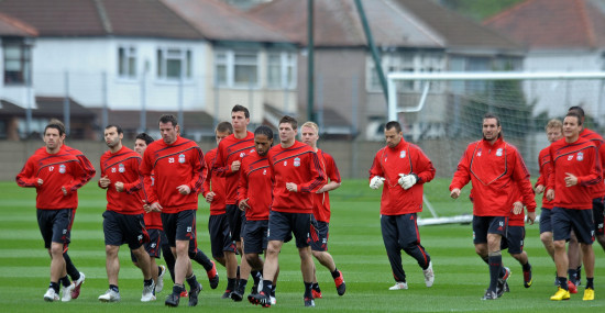 NBA：湖人加时险胜掘金 詹姆斯砍下38分（詹姆斯38分助湖人加时险胜掘金）